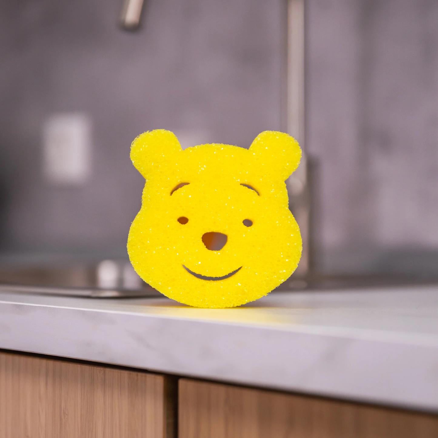 Scrub Mommy® Special Edition Disney - Winnie the Pooh (1 db)